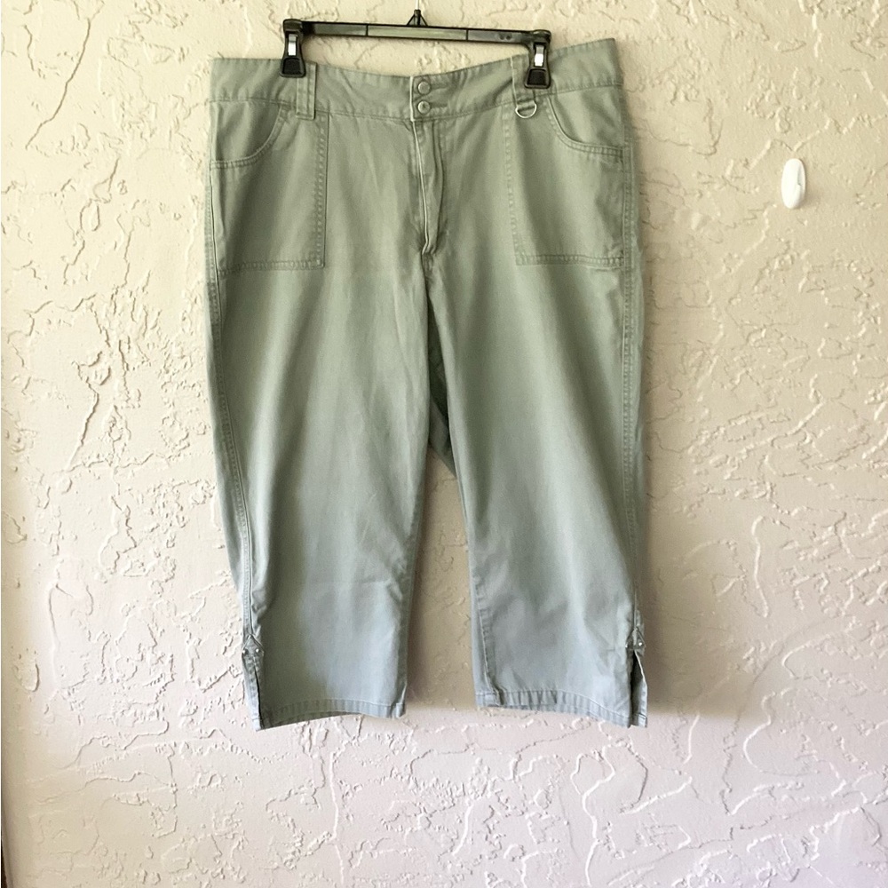 Women’s Riders Army Green Capris Cotton 16M - Picture 2 of 15